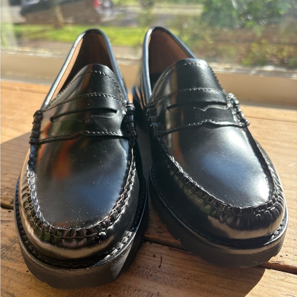 Womens Whitney Weejuns® Penny Loafer - Picture 4 of 10